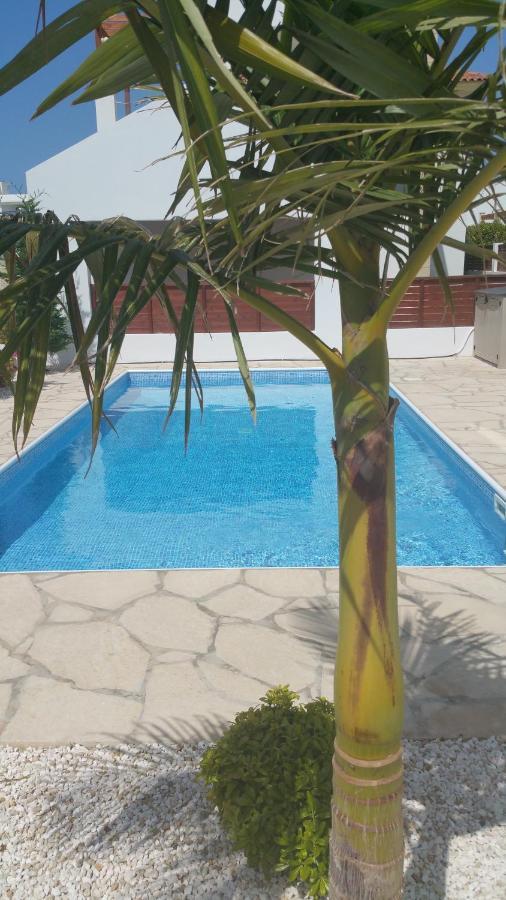Modern Villa, 4 Bedrooms, Private Pool, Close To Coral Bay Strip 佩亚 外观 照片